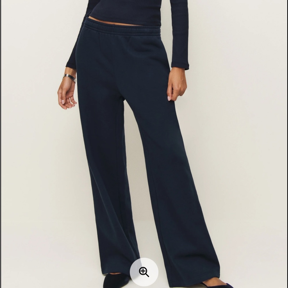 Reformation Kira wide leg and Austin zip up sweat set - Picture 2 of 6
